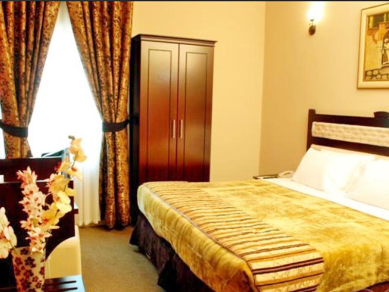 Al Bustan Tower Hotel Suites Sharjah Eksteriør billede